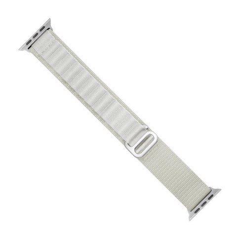 Pasek ze stalową sprzączką Alpine do Apple Watch 38/40/41 mm - srebrny Pasek ze stalową sprzączką Alpine do Apple Watch 38/40/41 mm - srebrny