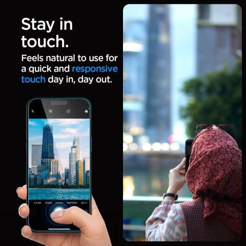 Szkło hartowane Spigen Glas.tR EZ Fit Privacy na iPhone 15 Pro Szkło hartowane Spigen Glas.tR EZ Fit Privacy na iPhone 15 Pro