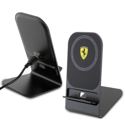 Ładowarka indukcyjna Ferrari 2023 Collection MagSafe 15W - czarna Ładowarka indukcyjna Ferrari 2023 Collection MagSafe 15W - czarna