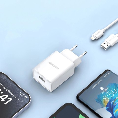 Ładowarka sieciowa Dudao A4EU USB-A 2.1A - biała + kabel USB-A - Lightning Ładowarka sieciowa Dudao A4EU USB-A 2.1A - biała + kabel USB-A - Lightning