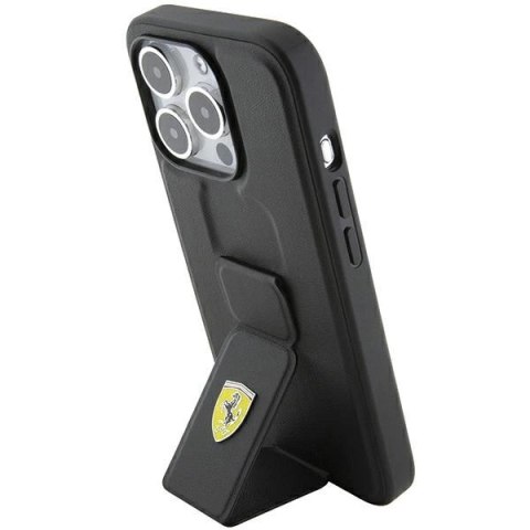 Etui Ferrari Grip Stand Metal Logo na iPhone 15 Pro Max - czarne Etui Ferrari Grip Stand Metal Logo na iPhone 15 Pro Max - czarne