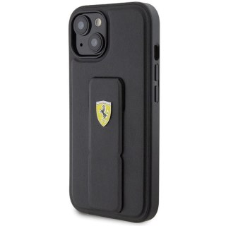 Etui Ferrari Grip Stand Metal Logo na iPhone 15 - czarne