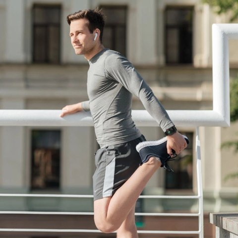 Etui Spigen Ultra Hybrid na Apple Watch 7 / 8 / 9 (41 mm) - przezroczysto-szare Etui Spigen Ultra Hybrid na Apple Watch 7 / 8 / 9 (41 mm) - przezroczysto-szare