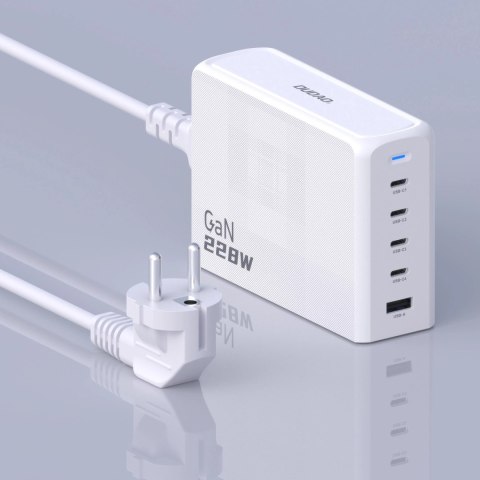 Ładowarka Dudao A228EU GaN 1x USB-A 4x USB-C PD 228W - biała Ładowarka Dudao A228EU GaN 1x USB-A 4x USB-C PD 228W - biała