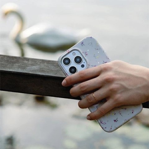 Etui UNIQ Coehl Prairie na iPhone 15 Pro - beżowe Etui UNIQ Coehl Prairie na iPhone 15 Pro - beżowe