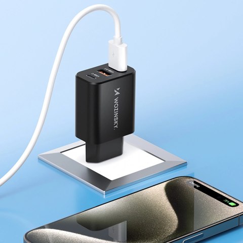 Ładowarka sieciowa Wozinsky CWCUCB 30W USB-C / 2 x USB-A - czarny Ładowarka sieciowa Wozinsky CWCUCB 30W USB-C / 2 x USB-A - czarny