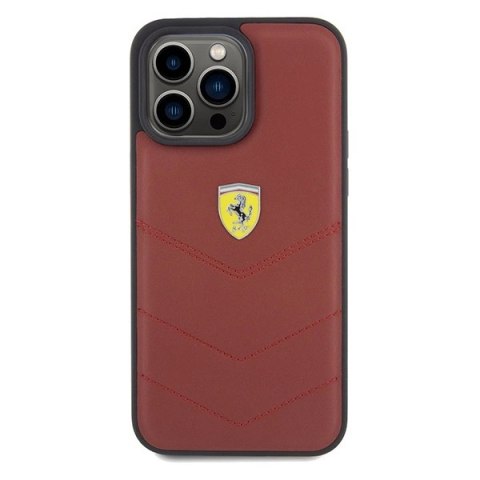 Etui Ferrari Leather Stitched Lines na iPhone 15 Pro Max - czerwone Etui Ferrari Leather Stitched Lines na iPhone 15 Pro Max - czerwone