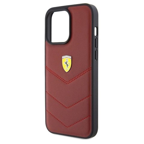 Etui Ferrari Leather Stitched Lines na iPhone 15 Pro Max - czerwone Etui Ferrari Leather Stitched Lines na iPhone 15 Pro Max - czerwone