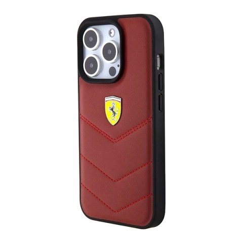 Etui Ferrari Leather Stitched Lines na iPhone 15 Pro - czerwone Etui Ferrari Leather Stitched Lines na iPhone 15 Pro - czerwone