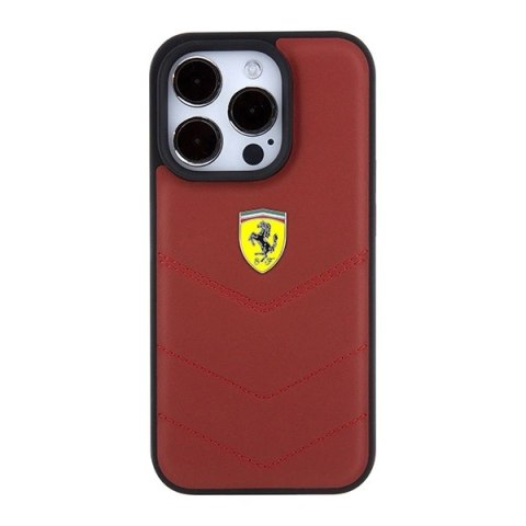 Etui Ferrari Leather Stitched Lines na iPhone 15 Pro - czerwone Etui Ferrari Leather Stitched Lines na iPhone 15 Pro - czerwone