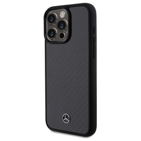 Etui Mercedes Carbon Fiber Dynamic na iPhone 15 Pro Max - czarne Etui Mercedes Carbon Fiber Dynamic na iPhone 15 Pro Max - czarne