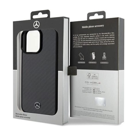 Etui Mercedes Carbon Fiber Dynamic na iPhone 15 Pro Max - czarne Etui Mercedes Carbon Fiber Dynamic na iPhone 15 Pro Max - czarne