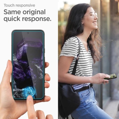 Szkło hartowane Spigen ALM Glas.tR na Google Pixel 8 - 2 szt. Szkło hartowane Spigen ALM Glas.tR na Google Pixel 8 - 2 szt.