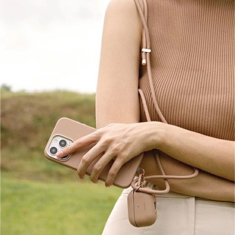 Etui UNIQ Coehl Haven na AirPods Pro 2 (2022/2023) - kremowe Etui UNIQ Coehl Haven na AirPods Pro 2 (2022/2023) - kremowe