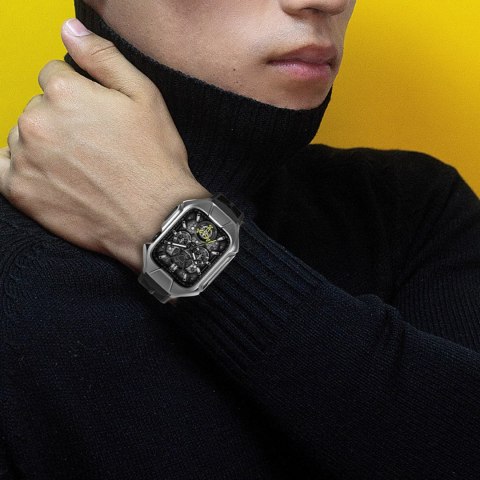 Kingxbar CYF136 2w1 pancerne etui Apple Watch SE, 6, 5, 4 (44 mm) ze stali nierdzewnej z paskiem srebrne Kingxbar CYF136 2w1 pancerne etui Apple Watch SE, 6, 5, 4 (44 mm) ze stali nierdzewnej z paskiem srebrne