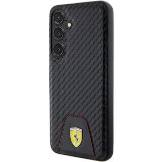 Etui Ferrari Carbon Stitched Bottom na Samsung Galaxy S24+ - czarne