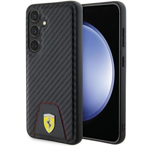 Etui Ferrari Carbon Stitched Bottom na Samsung Galaxy S24 - czarne Etui Ferrari Carbon Stitched Bottom na Samsung Galaxy S24 - czarne
