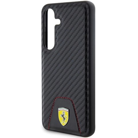 Etui Ferrari Carbon Stitched Bottom na Samsung Galaxy S24 - czarne Etui Ferrari Carbon Stitched Bottom na Samsung Galaxy S24 - czarne