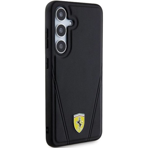 Etui Ferrari Hot Stamp V Lines MagSafe na Samsung Galaxy S24 - czarne Etui Ferrari Hot Stamp V Lines MagSafe na Samsung Galaxy S24 - czarne