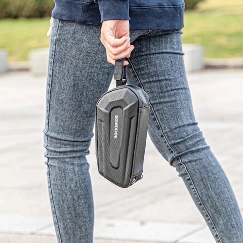Torba Rockbros B69 rowerowa podsiodłowa 1.8l z systemem łatwego zwalniania - czarna Torba Rockbros B69 rowerowa podsiodłowa 1.8l z systemem łatwego zwalniania - czarna