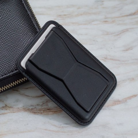 Etui na kartę z podstawką czarne Etui na kartę z podstawką czarne