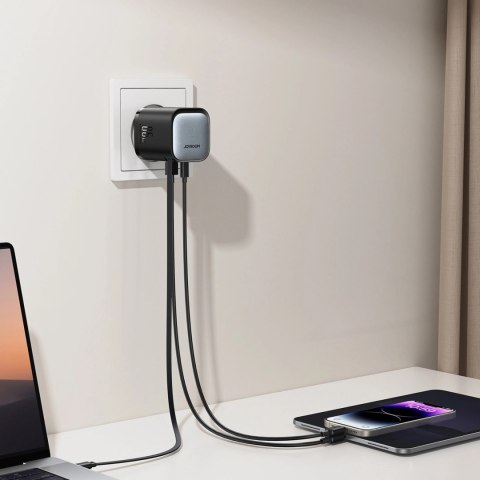 Ładowarka GaN Joyroom JR-TCL02 65W USB-A USB-C z wbudowanym kablem USB-C - czarna Ładowarka GaN Joyroom JR-TCL02 65W USB-A USB-C z wbudowanym kablem USB-C - czarna