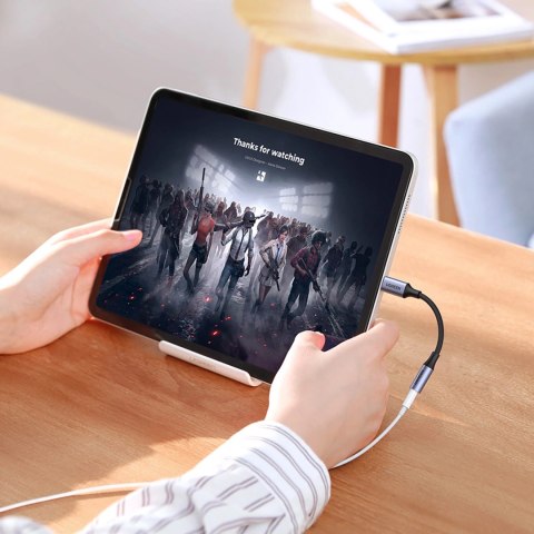 Adapter Ugreen AV161 do słuchawek mini jack 3,5 mm (żeński) / USB-C (męski) 10 cm - szary Adapter Ugreen AV161 do słuchawek mini jack 3,5 mm (żeński) / USB-C (męski) 10 cm - szary
