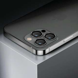 Szkło UNIQ Optix Aluminium Camera Lens Protector na obiektyw aparatu iPhone 14/ 14 Plus z aplikatorem - srebrne