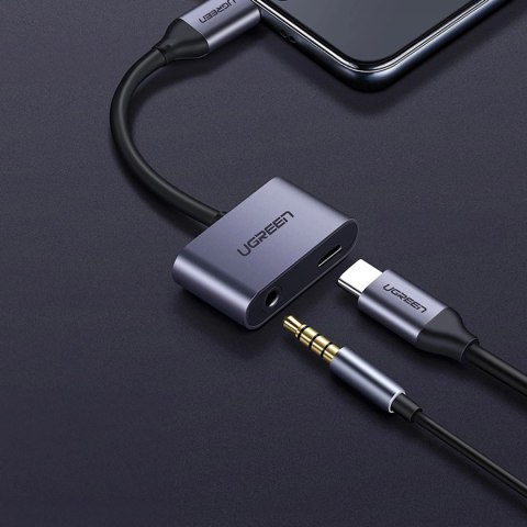 Adapter Ugreen CM193 50596 audio dwuportowy USB-C (męski) - mini jack 3.5mm / USB-C (żeński) - szary Adapter Ugreen CM193 50596 audio dwuportowy USB-C (męski) - mini jack 3.5mm / USB-C (żeński) - szary
