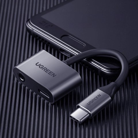 Adapter Ugreen CM193 50596 audio dwuportowy USB-C (męski) - mini jack 3.5mm / USB-C (żeński) - szary Adapter Ugreen CM193 50596 audio dwuportowy USB-C (męski) - mini jack 3.5mm / USB-C (żeński) - szary