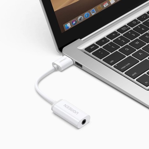 Adapter Ugreen US206 30712 USB-A (męski) / mini jack 3.5 mm (żeński) - biały Adapter Ugreen US206 30712 USB-A (męski) / mini jack 3.5 mm (żeński) - biały