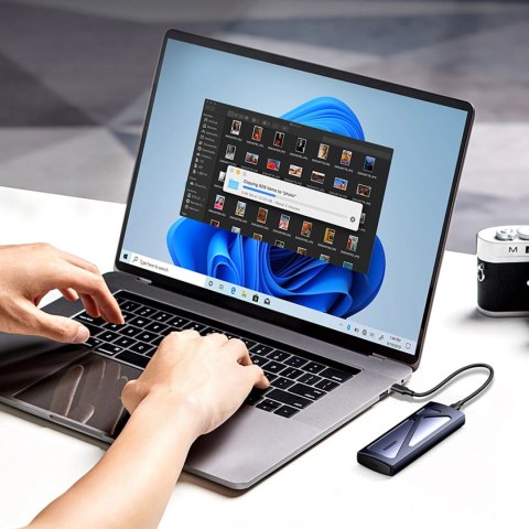 Obudowa Ugreen CM578 15512 na dysk M.2 NVMe 10Gbps - czarna + kabel USB-C / USB-A + kabel USB-C / USB-C Obudowa Ugreen CM578 15512 na dysk M.2 NVMe 10Gbps - czarna + kabel USB-C / USB-A + kabel USB-C / USB-C
