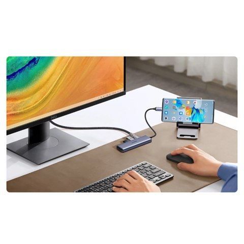 HUB Ugreen CM511 20956A 6w1 USB-C - HDMI / 3x USB-A 3.0 / czytnik kart SD/TF - szary HUB Ugreen CM511 20956A 6w1 USB-C - HDMI / 3x USB-A 3.0 / czytnik kart SD/TF - szary