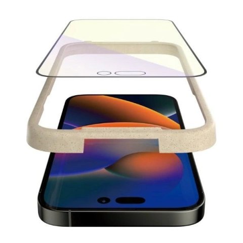 Szkło hartowane PanzerGlass Ultra-Wide Fit antybakteryjne z filtrem niebieskiego światła i pozycjonerem na iPhone 14 Pro Max Szkło hartowane PanzerGlass Ultra-Wide Fit antybakteryjne z filtrem niebieskiego światła i pozycjonerem na iPhone 14 Pro Max