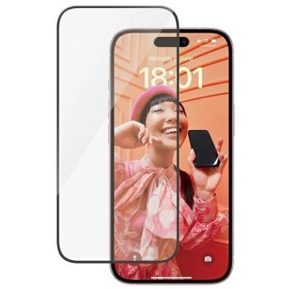 Szkło hartowane PanzerGlass Ultra-Wide Fit z pozycjonerem na iPhone 15