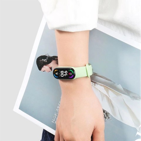 Pasek Tech-Protect IconBand na Xiaomi Mi Smart Band 5 / 6 / 7 / NFC - fioletowy Pasek Tech-Protect IconBand na Xiaomi Mi Smart Band 5 / 6 / 7 / NFC - fioletowy