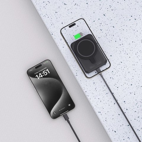Powerbank Tech-Protect LifeMag PB10 z MagSafe 5000mAh 15W port USB-C - czarny + kabel USB-C Powerbank Tech-Protect LifeMag PB10 z MagSafe 5000mAh 15W port USB-C - czarny + kabel USB-C