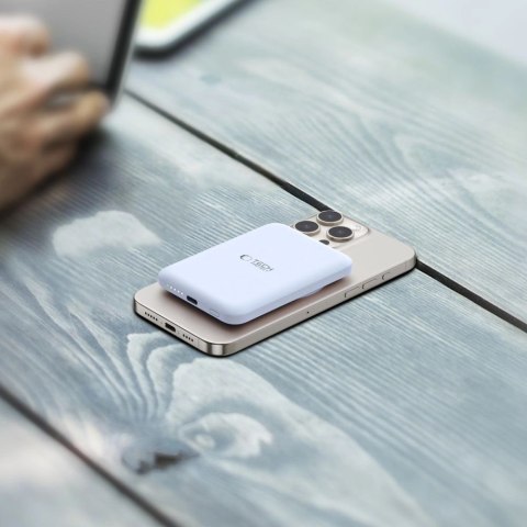 Powerbank Tech-Protect LifeMag PB10 z MagSafe 5000mAh 15W port USB-C - niebieski + kabel USB-C