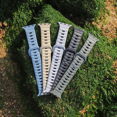 Pasek Tech-Protect IconBand Line na Apple Watch 4 / 5 / 6 / 7 / 8 / 9 / SE / Ultra 1 / 2 (42/44/45/49 mm) - limonkowy