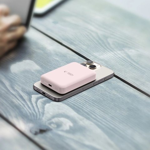 Powerbank Tech-Protect LifeMag PB11 z MagSafe 10000mAh 15W port USB-C - różowy + kabel USB-C