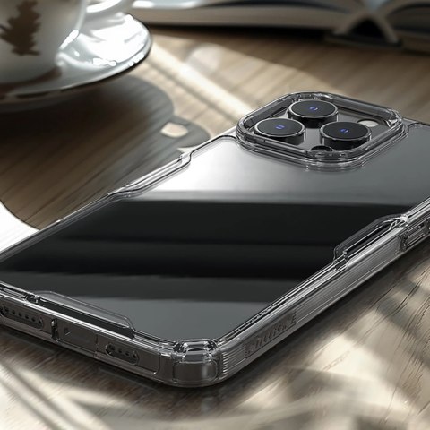 Etui Nillkin Nature Pro Case na iPhone 16 Pro - przezroczysto-białe Etui Nillkin Nature Pro Case na iPhone 16 Pro - przezroczysto-białe