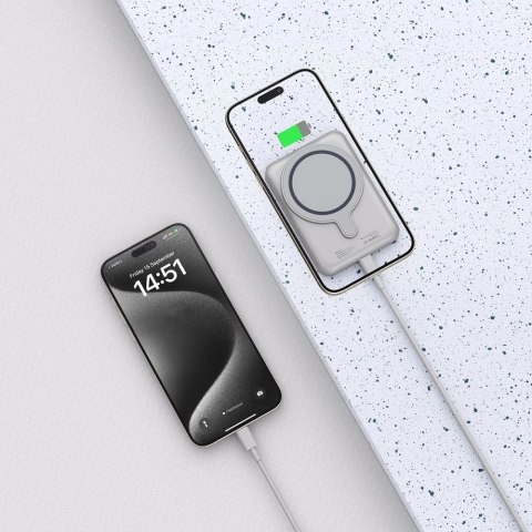 Powerbank Tech-Protect PB10 LifeMag MagSafe 5000 mAh - tytanowy Powerbank Tech-Protect PB10 LifeMag MagSafe 5000 mAh - tytanowy