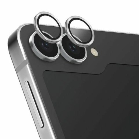 Szkło hartowane UNIQ Optix Auminium na obiektyw z aplikatorem na Samsung Galaxy Z Flip 6 - srebrne Szkło hartowane UNIQ Optix Auminium na obiektyw z aplikatorem na Samsung Galaxy Z Flip 6 - srebrne