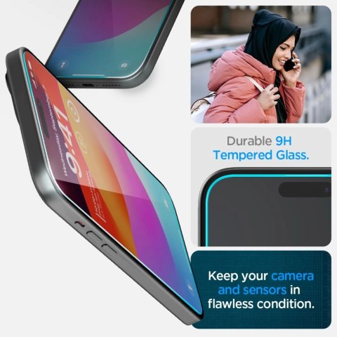 Szkło hartowane Spigen Glas.tR EZ Fit na iPhone 15 Szkło hartowane Spigen Glas.tR EZ Fit na iPhone 15