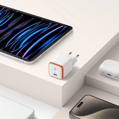 Ładowarka sieciowa Spigen ArcStation Essential EE301EU 30W - biała Ładowarka sieciowa Spigen ArcStation Essential EE301EU 30W - biała
