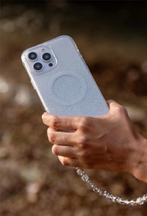 Etui UNIQ Coehl Lumino Magnetic Charging na iPhone 16 Pro - srebrne Etui UNIQ Coehl Lumino Magnetic Charging na iPhone 16 Pro - srebrne