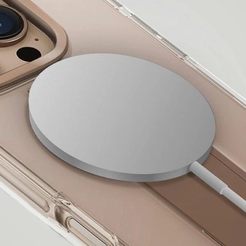 Etui UNIQ Heldro Max Magclick Charging iPhone 16 Pro - złote Etui UNIQ Heldro Max Magclick Charging iPhone 16 Pro - złote
