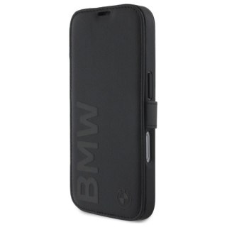 Etui BMW Signature Leather Wordmark na iPhone 16 - czarne