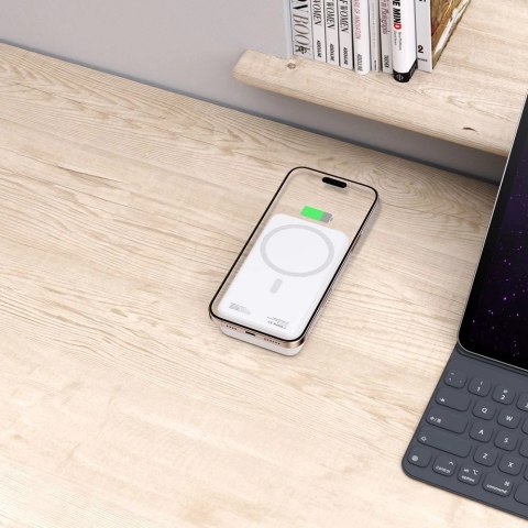Powerbank Tech-Protect PB12 LifeMag MagSafe 20000MAH - białe Powerbank Tech-Protect PB12 LifeMag MagSafe 20000MAH - białe