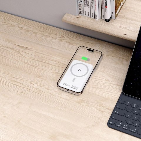 Powerbank Tech-Protect PB24 LifeMag QI2 MagSafe 10000 mAh - biały Powerbank Tech-Protect PB24 LifeMag QI2 MagSafe 10000 mAh - biały
